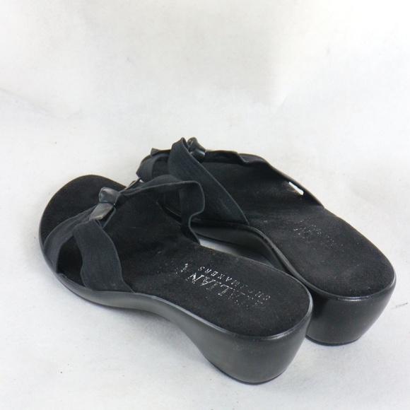 ITALIAN SHOEMAKERS Black Cross Strap Bow Sandals Sz 8 US Women - Picture 4 of 8